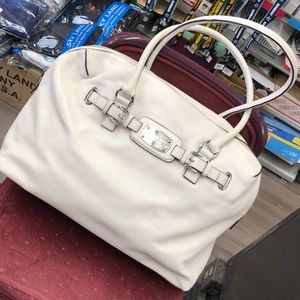 White over sized Michael Morse purse